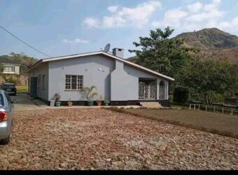 A BEAUTIFUL 3 bedroom house for sale at MALAWI,nyambadwe