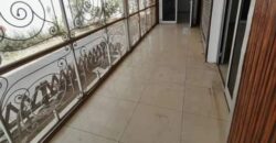 Villa 3 Chambres a Louer 1200000Fcfa