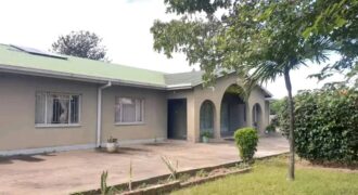 4 bedroom house for sale at ZIMBABWE