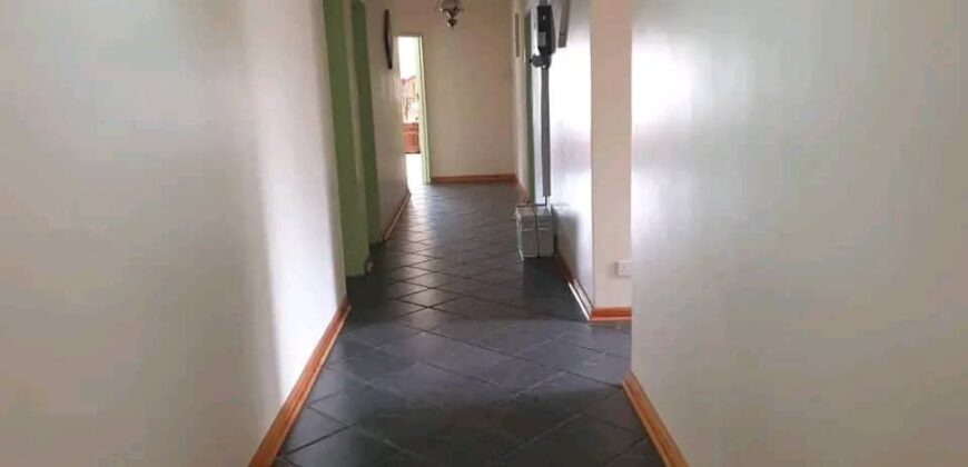 4 bedroom house for sale at ZIMBABWE