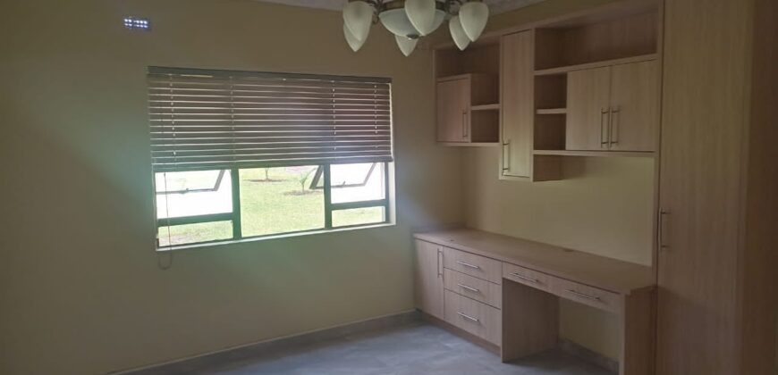 AN EXCELLENT 4 BEDROOM HOUSE FOR RENT AT ZIMBABWE