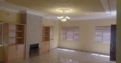 AN EXCELLENT 4 BEDROOM HOUSE FOR RENT AT ZIMBABWE