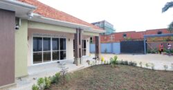 4 BEDROOM HOUSE FOR SALE AT UGANDA