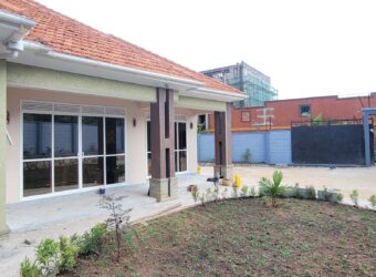 4 BEDROOM HOUSE FOR SALE AT UGANDA