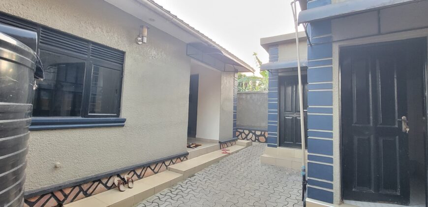 4 BEDROOM HOUSE FOR SALE AT UGANDA