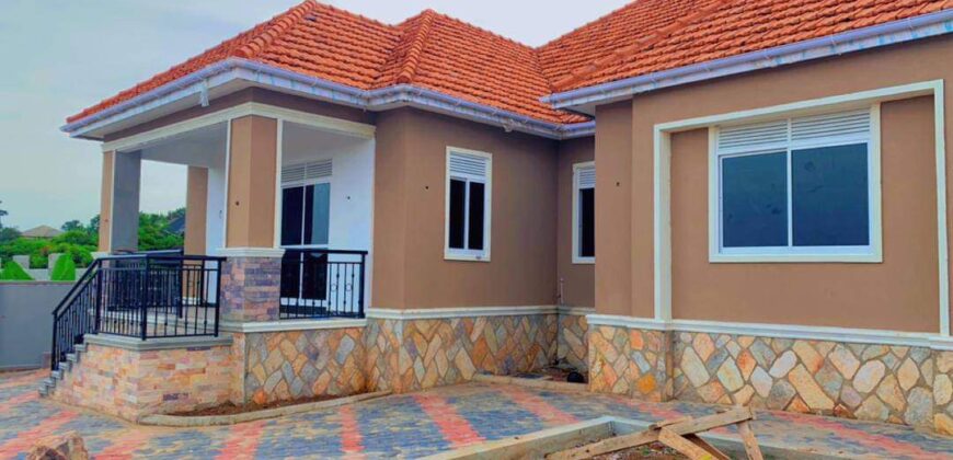 3 BEDROOM HOUSE FOR RENT AT UGANDA -KAMPALA