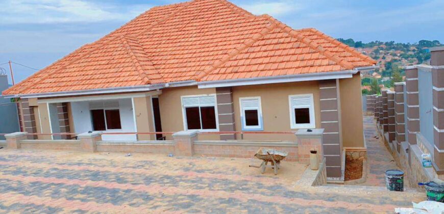 3 BEDROOM HOUSE FOR RENT AT UGANDA -KAMPALA