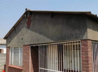 House For Sale in Zengeza , ZIMBABWE