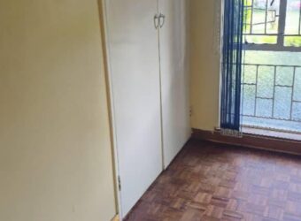 _EASTLEA 4 BEDROOMED HOUSE TO RENT_*
