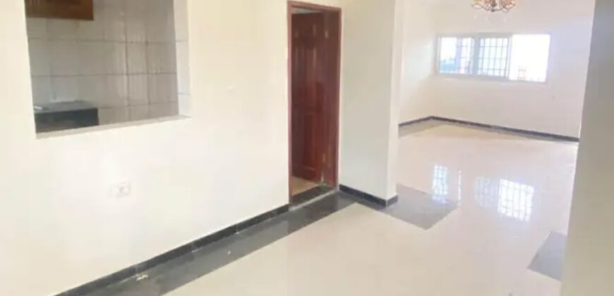 Top classy 2bedroom 2toilet apartment available in bokwango, Buea.