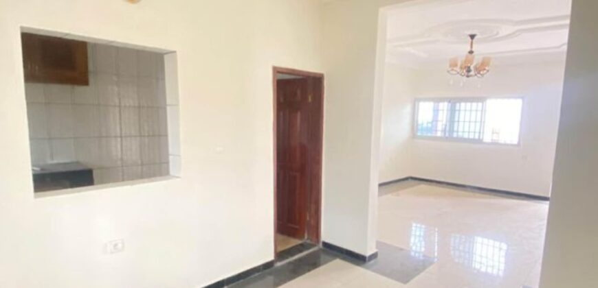 Top classy 2bedroom 2toilet apartment available in bokwango, Buea.