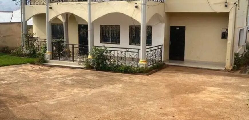 ULTRA-MODERN DUPLEX FOR SALE IN BAMENDA.