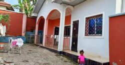 A very beautiful fenced house at Ntarikun Bamenda for sale.. Very accessible..