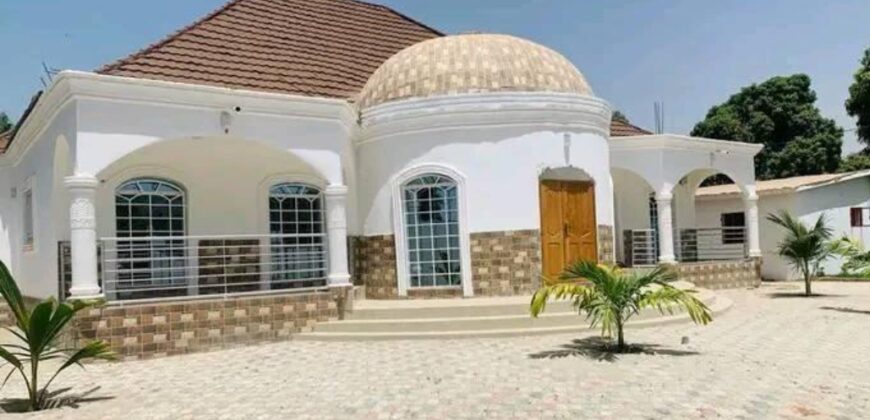 House for sale at GAMBIA