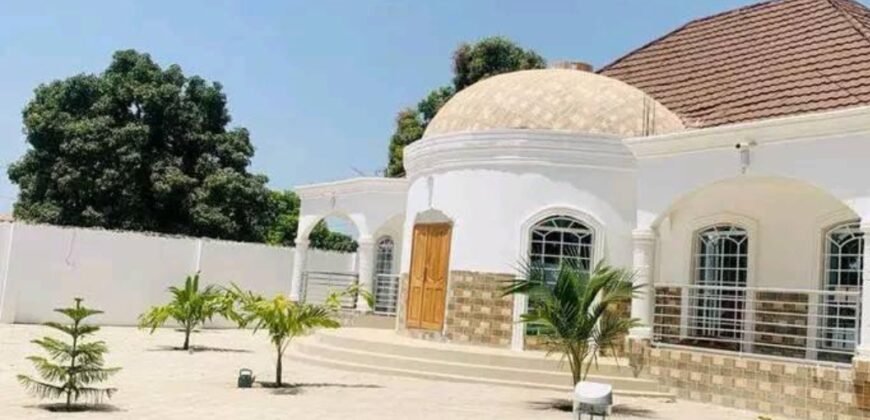 House for sale at GAMBIA