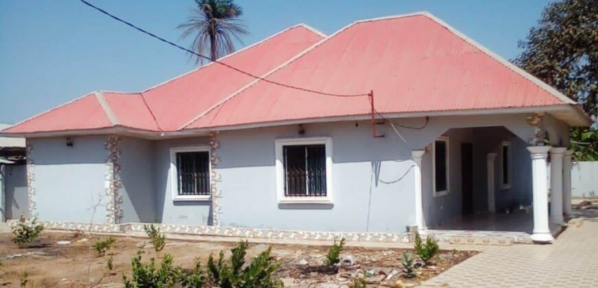 Unfurnished Full compound at Brikama fulla kunda near the estate close to the highway 