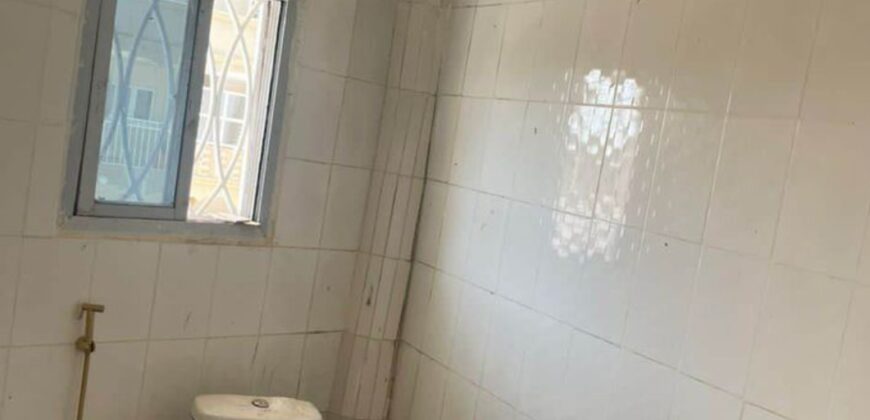 Newly Build Unfurnished 2 bedrooms with 2 toilets 