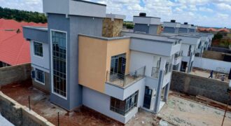 4-Bedroom Mainsionette+Dsq Loc-Kenyatta Kenyatta ,Plinth area