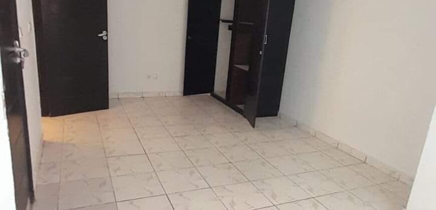 RIVIÉRA FAYA ABCENTER LOCATION D’UN JOLI APPARTEMENT DE 3 PIÈCES AU 1ER ÉTAGE AVEC 02 SALLES SITUÉ À COCODY RIVIERA ABATTA DERRIÈRE AB CENTER (DALIA FLEUR)