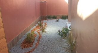 Renting a large triplex 06 rooms + 01 independent in Riviera Faya City ATCI