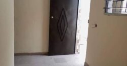 2-room apartment available in Cocody angre nouveau CHU djorobite 2 behind the base cie in the neighborhood non-bitumen area 500m from bitumen