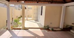 We have for sale a 6-room duplex villa consisting of 4 self-contained bedrooms 2 living rooms a dining.