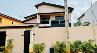 A Beautiful Duplex Villa of 05 Rooms with Pool and Garden #For_RElease at the Riviera #BONOUMIN not far from Abidjan Mall