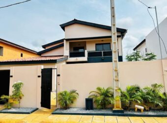 A Beautiful Duplex Villa of 05 Rooms with Pool and Garden #For_RElease at the Riviera #BONOUMIN not far from Abidjan Mall