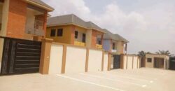 Exexutive 3Bedroom House @ Pantang