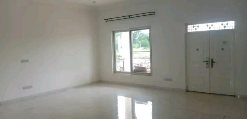 Exexutive 3Bedroom apartment @ Okponglo