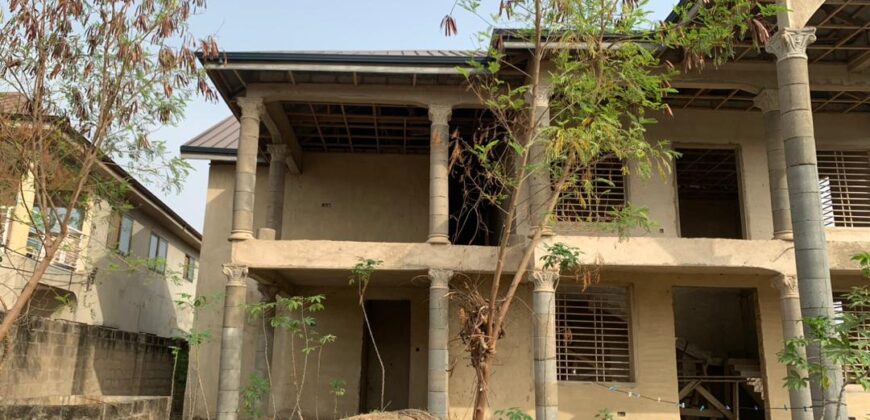 7 BEDROOM RESIDENTIAL FACILITY AT ABLEKUMA -ODUMASE FOR SALE